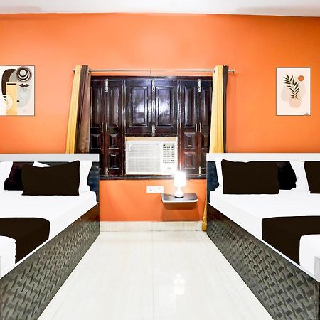 Hotel O R B Palace Varanasi Ngoại thất bức ảnh