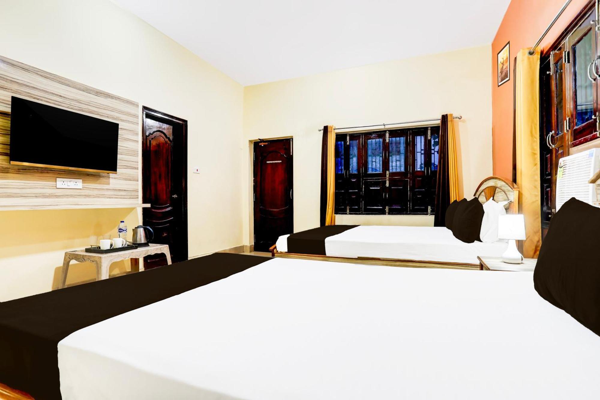 Hotel O R B Palace Varanasi Ngoại thất bức ảnh