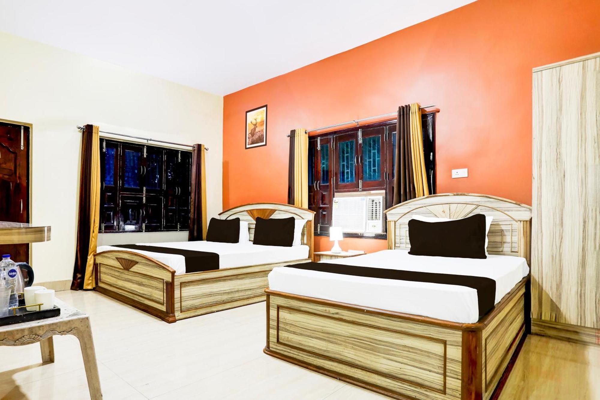 Hotel O R B Palace Varanasi Ngoại thất bức ảnh