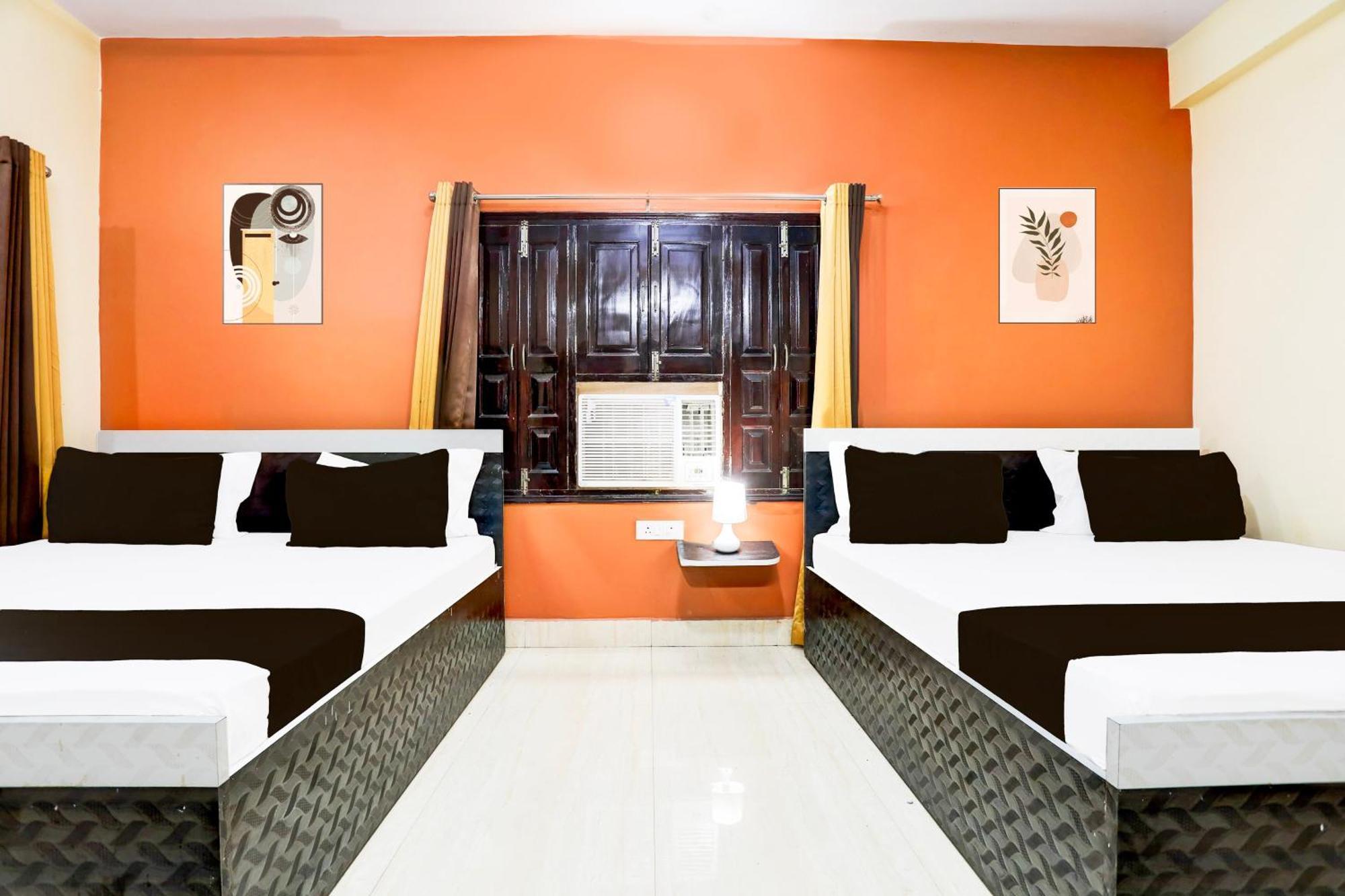 Hotel O R B Palace Varanasi Ngoại thất bức ảnh