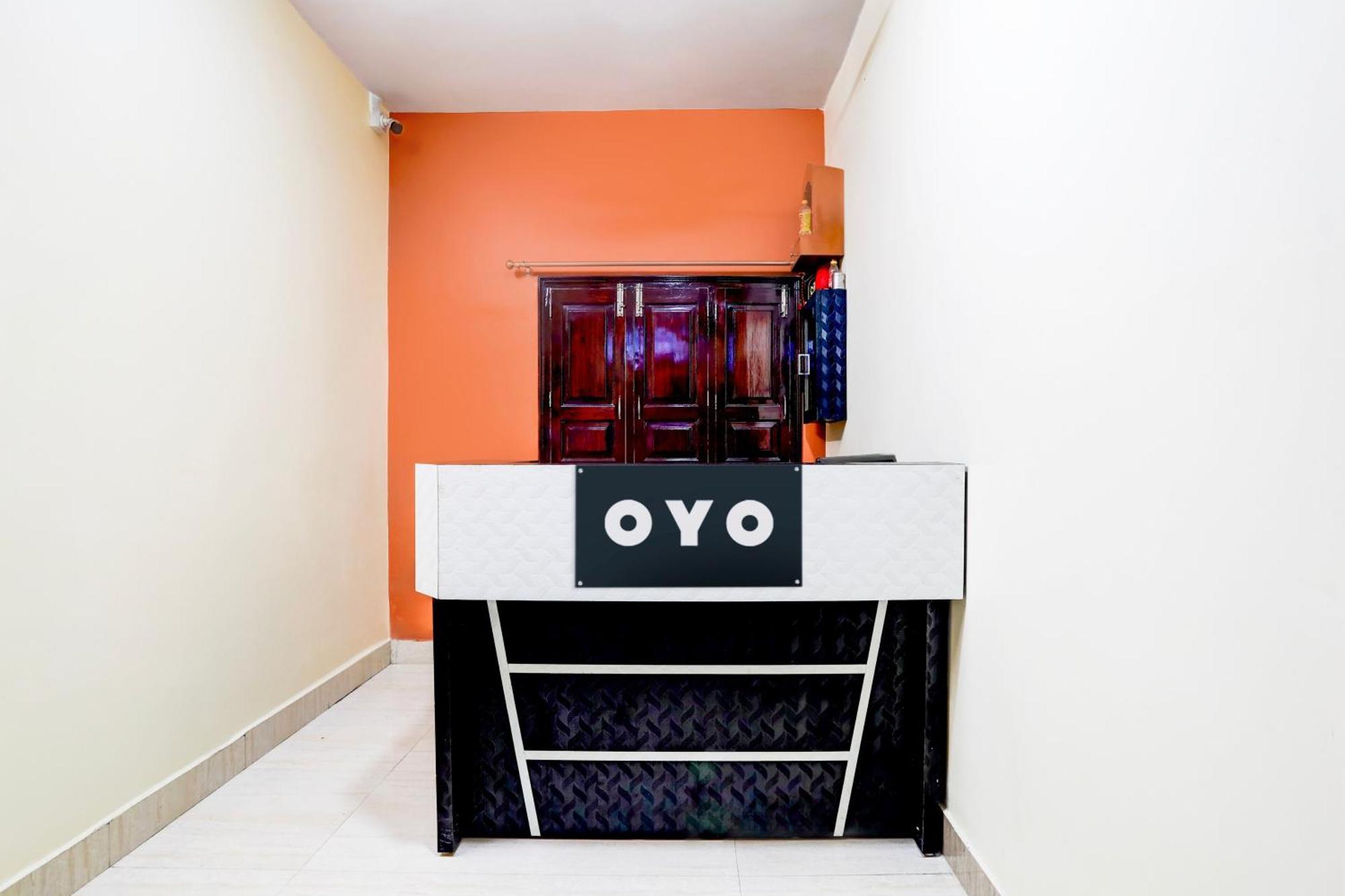 Hotel O R B Palace Varanasi Ngoại thất bức ảnh